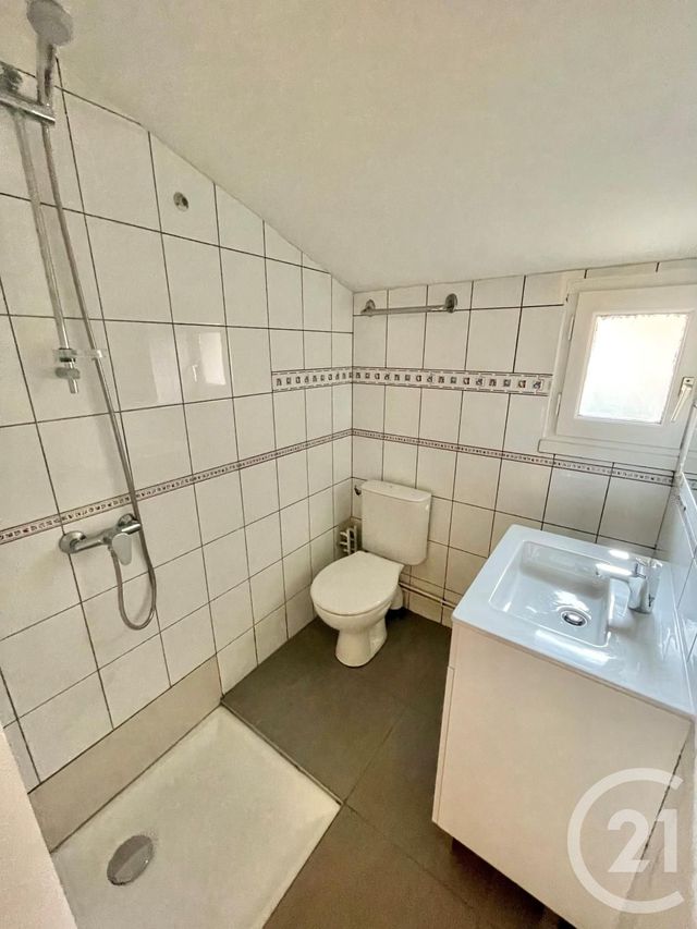 Appartement F3 à louer - 3 pièces - 65.0 m2 - RODEZ - 12 - MIDI-PYRENEES - Century 21 Foch Immobilier Appartement F3 à louer - 3 pièces - 65.0 m2 - RODEZ - 12 - MIDI-PYRENEES - Century 21 Foch Immobilier