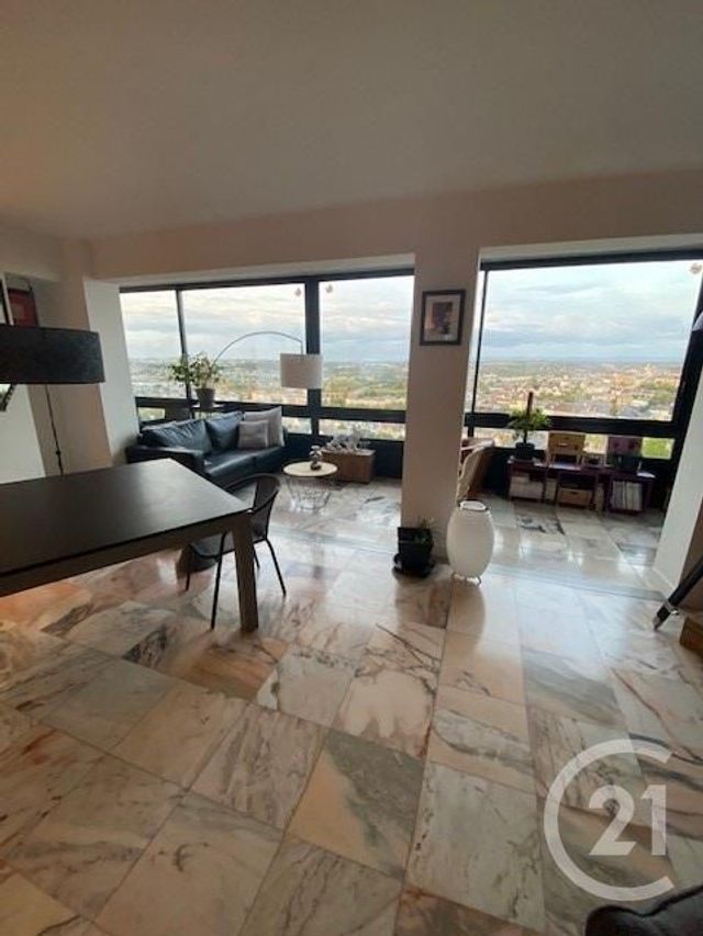 Appartement T5 à vendre - 5 pièces - 206.4 m2 - RODEZ - 12 - MIDI-PYRENEES - Century 21 Foch Immobilier