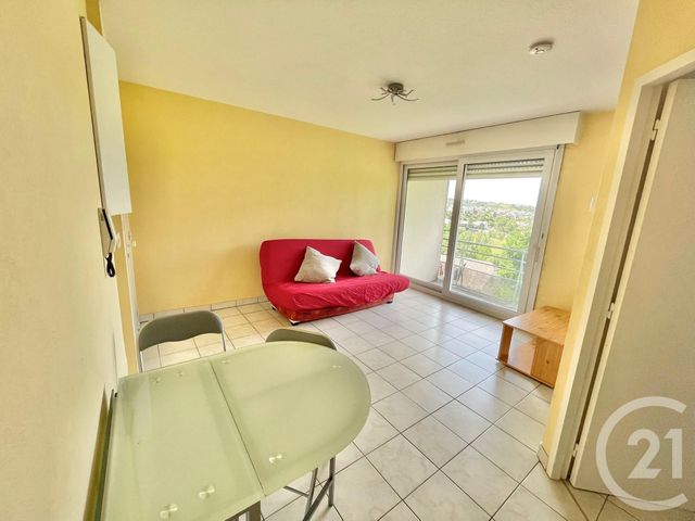 Studio à louer - 1 pièce - 22.0 m2 - RODEZ - 12 - MIDI-PYRENEES - Century 21 Foch Immobilier Studio à louer - 1 pièce - 22.0 m2 - RODEZ - 12 - MIDI-PYRENEES - Century 21 Foch Immobilier