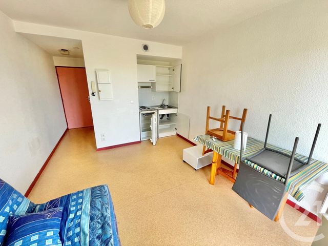 Appartement F1 à louer - 1 pièce - 19.0 m2 - RODEZ - 12 - MIDI-PYRENEES - Century 21 Foch Immobilier Appartement F1 à louer - 1 pièce - 19.0 m2 - RODEZ - 12 - MIDI-PYRENEES - Century 21 Foch Immobilier