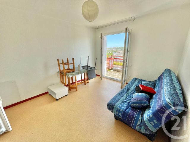Appartement F1 à louer - 1 pièce - 19.0 m2 - RODEZ - 12 - MIDI-PYRENEES - Century 21 Foch Immobilier Appartement F1 à louer - 1 pièce - 19.0 m2 - RODEZ - 12 - MIDI-PYRENEES - Century 21 Foch Immobilier