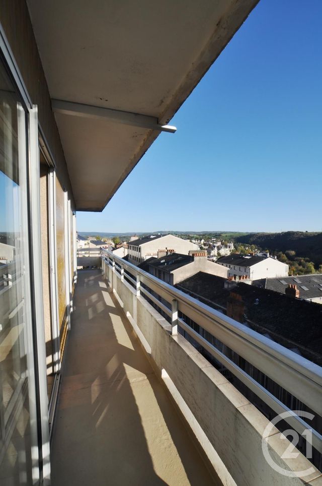 Appartement F3 à vendre - 3 pièces - 68.85 m2 - RODEZ - 12 - MIDI-PYRENEES - Century 21 Foch Immobilier Appartement F3 à vendre - 3 pièces - 68.85 m2 - RODEZ - 12 - MIDI-PYRENEES - Century 21 Foch Immobilier