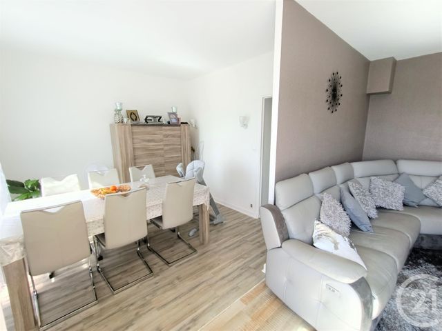 Afficher la photo en grand Appartement T3 à vendre - 3 pièces - 80.02 m2 - RODEZ - 12 - MIDI-PYRENEES - Century 21 Foch Immobilier