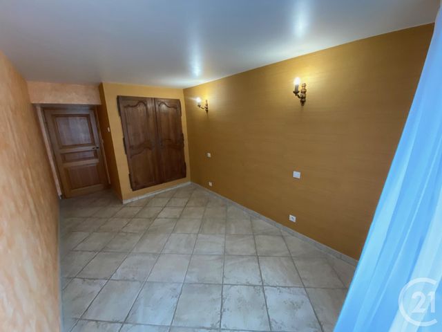 Appartement F2 à louer - 2 pièces - 65.0 m2 - RODEZ - 12 - MIDI-PYRENEES - Century 21 Foch Immobilier Appartement F2 à louer - 2 pièces - 65.0 m2 - RODEZ - 12 - MIDI-PYRENEES - Century 21 Foch Immobilier