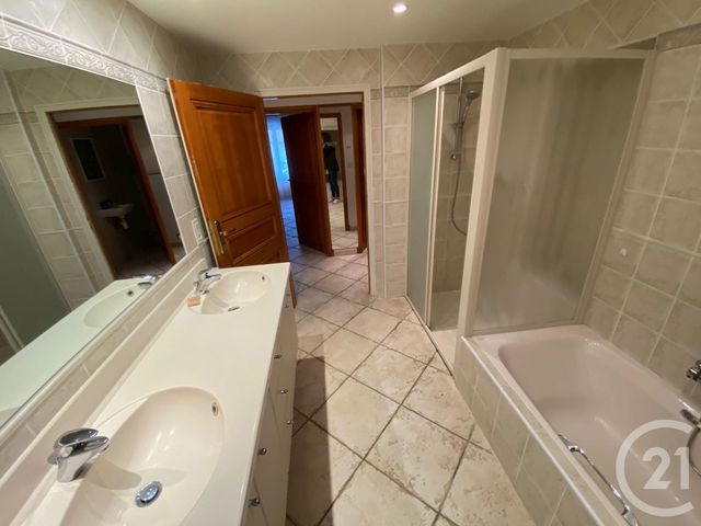Appartement F2 à louer - 2 pièces - 65.0 m2 - RODEZ - 12 - MIDI-PYRENEES - Century 21 Foch Immobilier Appartement F2 à louer - 2 pièces - 65.0 m2 - RODEZ - 12 - MIDI-PYRENEES - Century 21 Foch Immobilier