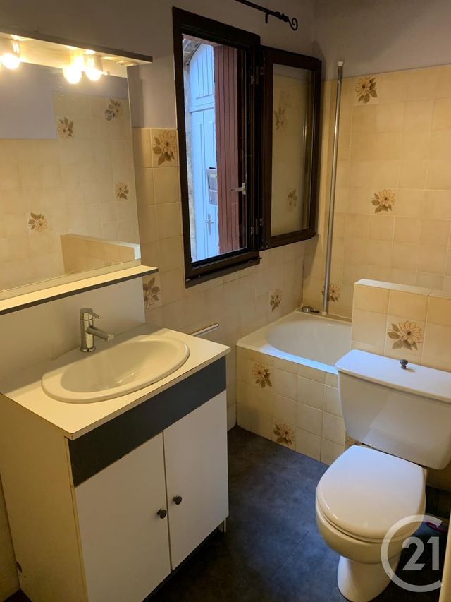 Afficher la photo en grand Appartement F1 à vendre - 1 pièce - 20.86 m2 - RODEZ - 12 - MIDI-PYRENEES - Century 21 Foch Immobilier