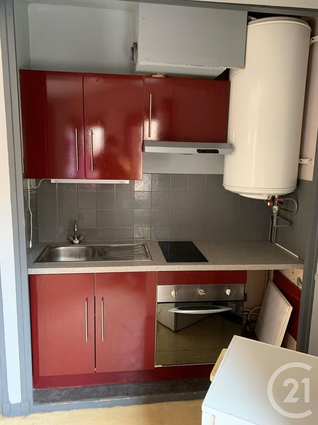 Afficher la photo en grand Appartement F1 à vendre - 1 pièce - 20.86 m2 - RODEZ - 12 - MIDI-PYRENEES - Century 21 Foch Immobilier