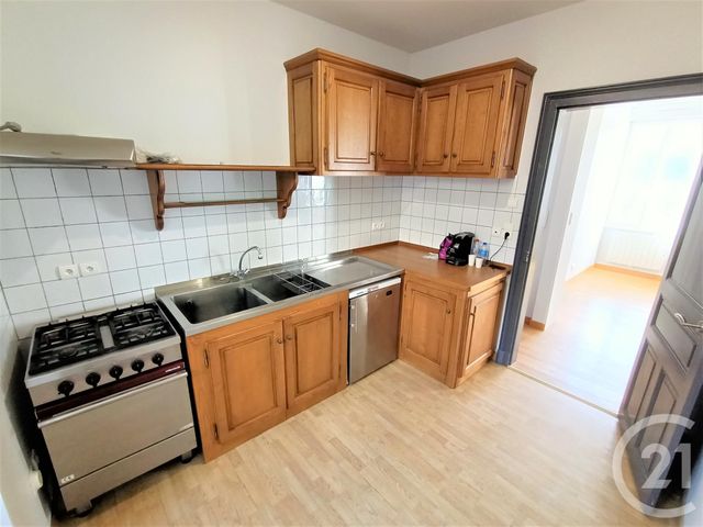 Appartement T3 à vendre - 3 pièces - 69.62 m2 - RODEZ - 12 - MIDI-PYRENEES - Century 21 Foch Immobilier Appartement T3 à vendre - 3 pièces - 69.62 m2 - RODEZ - 12 - MIDI-PYRENEES - Century 21 Foch Immobilier