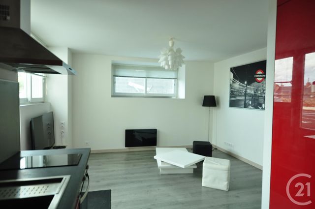 Appartement F2 à louer - 2 pièces - 32.08 m2 - RODEZ - 12 - MIDI-PYRENEES - Century 21 Foch Immobilier Appartement F2 à louer - 2 pièces - 32.08 m2 - RODEZ - 12 - MIDI-PYRENEES - Century 21 Foch Immobilier
