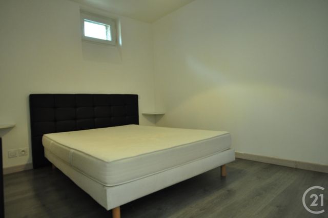 Appartement F2 à louer - 2 pièces - 32.08 m2 - RODEZ - 12 - MIDI-PYRENEES - Century 21 Foch Immobilier Appartement F2 à louer - 2 pièces - 32.08 m2 - RODEZ - 12 - MIDI-PYRENEES - Century 21 Foch Immobilier