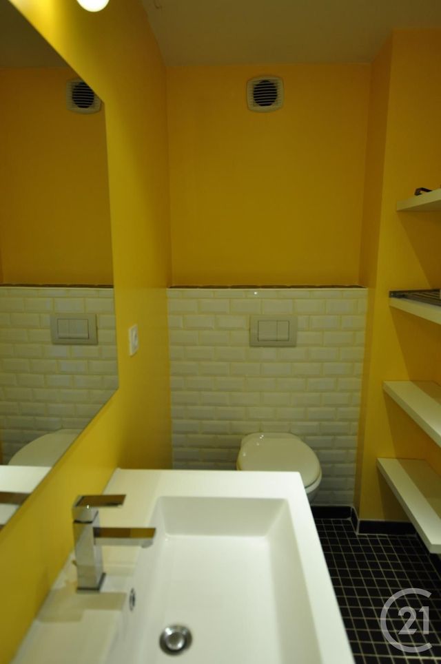 Appartement F2 à louer - 2 pièces - 32.08 m2 - RODEZ - 12 - MIDI-PYRENEES - Century 21 Foch Immobilier Appartement F2 à louer - 2 pièces - 32.08 m2 - RODEZ - 12 - MIDI-PYRENEES - Century 21 Foch Immobilier