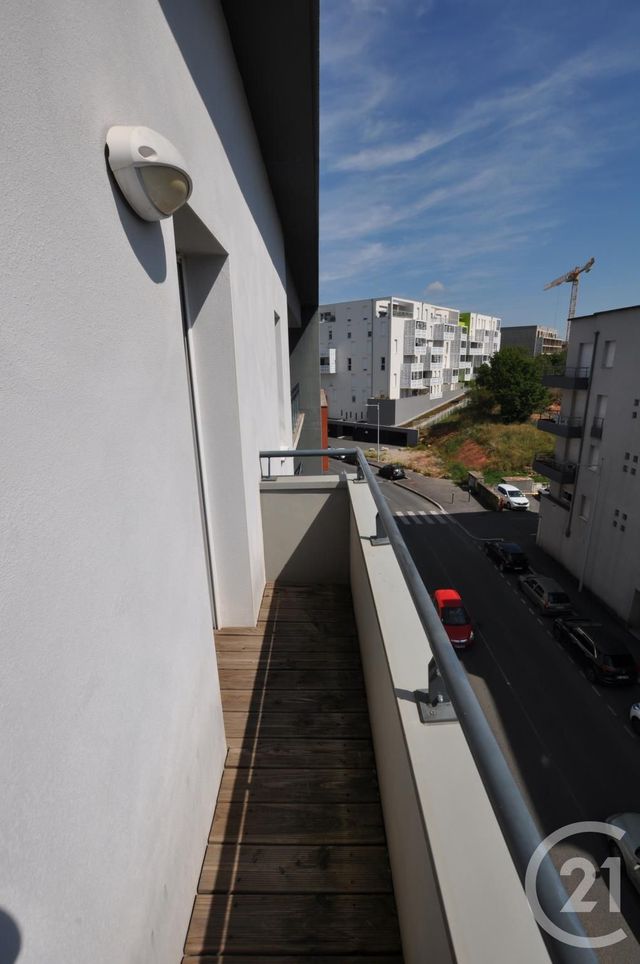 Appartement F2 à louer - 2 pièces - 35.54 m2 - RODEZ - 12 - MIDI-PYRENEES - Century 21 Foch Immobilier Appartement F2 à louer - 2 pièces - 35.54 m2 - RODEZ - 12 - MIDI-PYRENEES - Century 21 Foch Immobilier