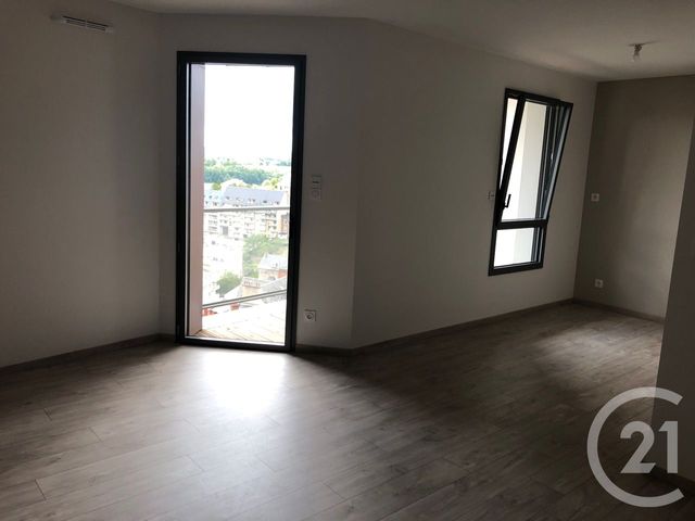 Afficher la photo en grand Appartement F1 à vendre - 1 pièce - 33.08 m2 - RODEZ - 12 - MIDI-PYRENEES - Century 21 Foch Immobilier