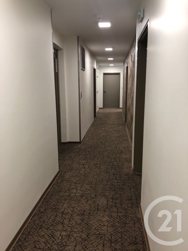 Afficher la photo en grand Appartement F1 à vendre - 1 pièce - 33.08 m2 - RODEZ - 12 - MIDI-PYRENEES - Century 21 Foch Immobilier