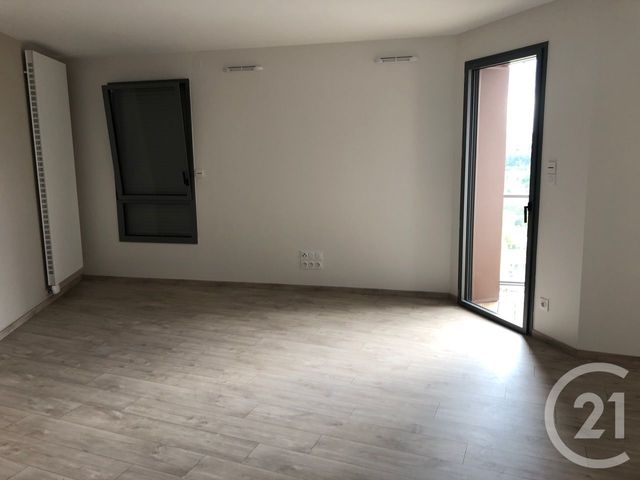 Afficher la photo en grand Appartement F1 à vendre - 1 pièce - 33.08 m2 - RODEZ - 12 - MIDI-PYRENEES - Century 21 Foch Immobilier