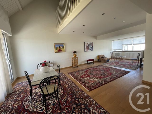 Afficher la photo en grand Appartement à vendre - 9 pièces - 158.0 m2 - RODEZ - 12 - MIDI-PYRENEES - Century 21 Foch Immobilier