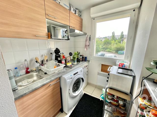 Afficher la photo en grand Appartement F2 à louer - 2 pièces - 42.71 m2 - ONET LE CHATEAU - 12 - MIDI-PYRENEES - Century 21 Foch Immobilier
