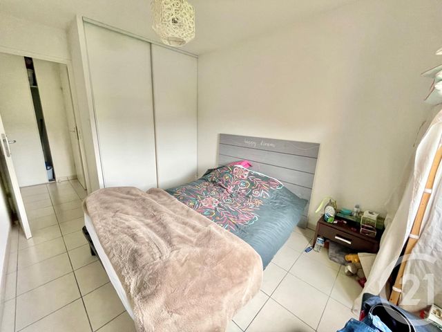 Afficher la photo en grand Appartement F2 à louer - 2 pièces - 42.71 m2 - ONET LE CHATEAU - 12 - MIDI-PYRENEES - Century 21 Foch Immobilier