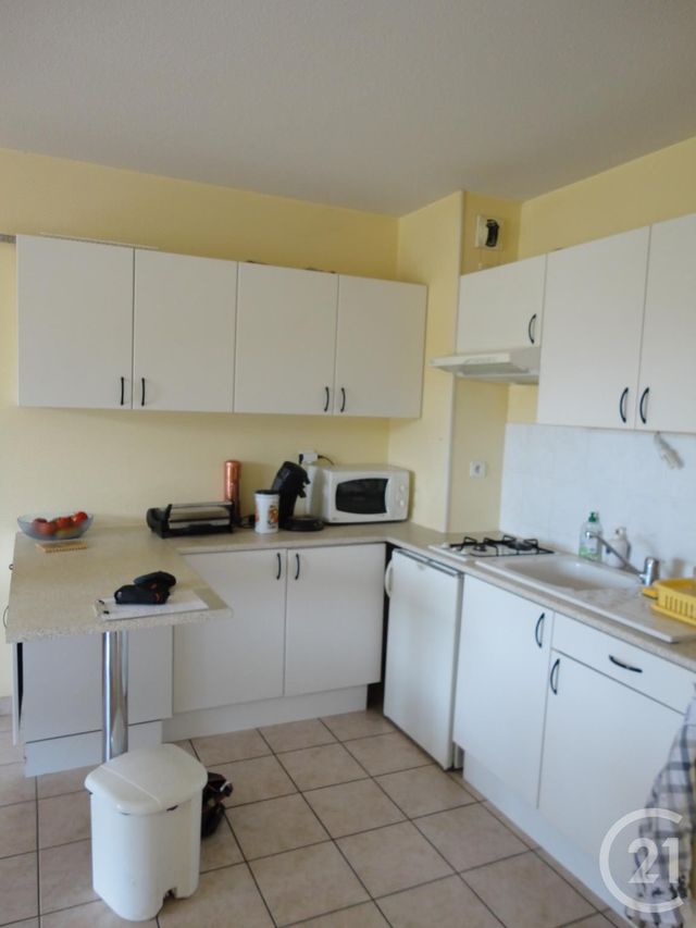 Afficher la photo en grand Appartement F2 à louer - 2 pièces - 41.06 m2 - RODEZ - 12 - MIDI-PYRENEES - Century 21 Foch Immobilier