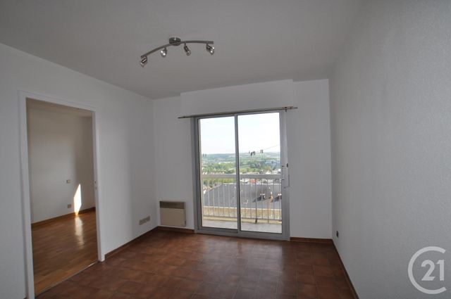 Afficher la photo en grand Appartement à louer - 2 pièces - 28.47 m2 - RODEZ - 12 - MIDI-PYRENEES - Century 21 Foch Immobilier
