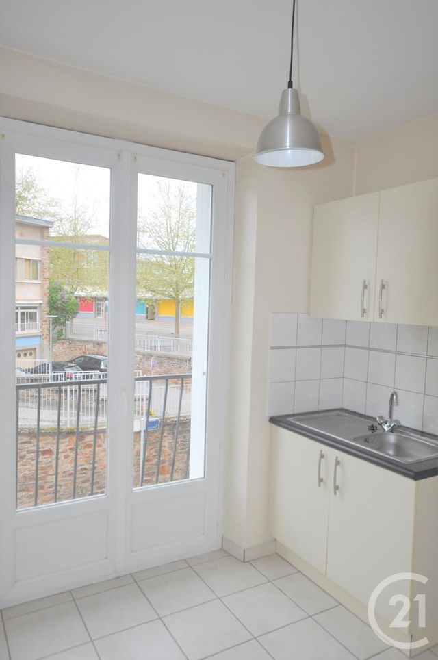 Afficher la photo en grand Appartement F1 à louer - 1 pièce - 28.11 m2 - RODEZ - 12 - MIDI-PYRENEES - Century 21 Foch Immobilier