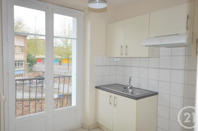 Afficher la photo en grand Appartement F1 à louer - 1 pièce - 28.11 m2 - RODEZ - 12 - MIDI-PYRENEES - Century 21 Foch Immobilier