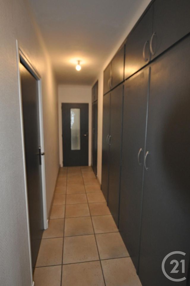 Afficher la photo en grand Appartement T4 à louer - 4 pièces - 94.92 m2 - LE MONASTERE - 12 - MIDI-PYRENEES - Century 21 Foch Immobilier