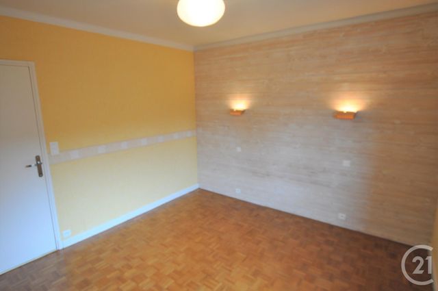 Afficher la photo en grand Appartement T4 à louer - 4 pièces - 94.92 m2 - LE MONASTERE - 12 - MIDI-PYRENEES - Century 21 Foch Immobilier