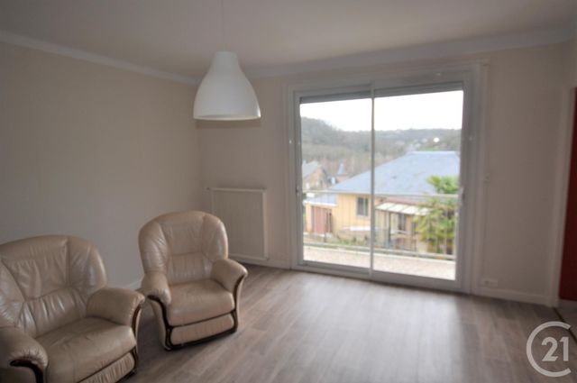 Afficher la photo en grand Appartement T4 à louer - 4 pièces - 94.92 m2 - LE MONASTERE - 12 - MIDI-PYRENEES - Century 21 Foch Immobilier
