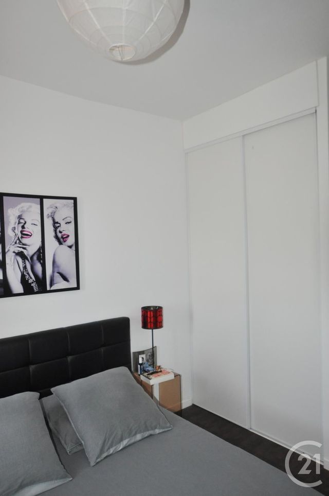 Afficher la photo en grand Appartement F2 à louer - 2 pièces - 31.68 m2 - RODEZ - 12 - MIDI-PYRENEES - Century 21 Foch Immobilier