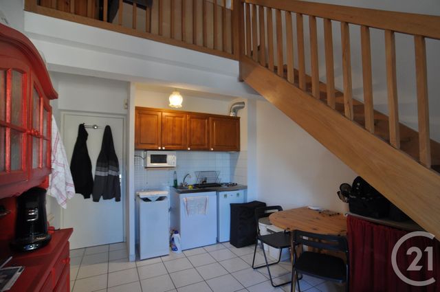 Afficher la photo en grand Appartement Duplex à louer - 2 pièces - 31.35 m2 - ONET LE CHATEAU - 12 - MIDI-PYRENEES - Century 21 Foch Immobilier