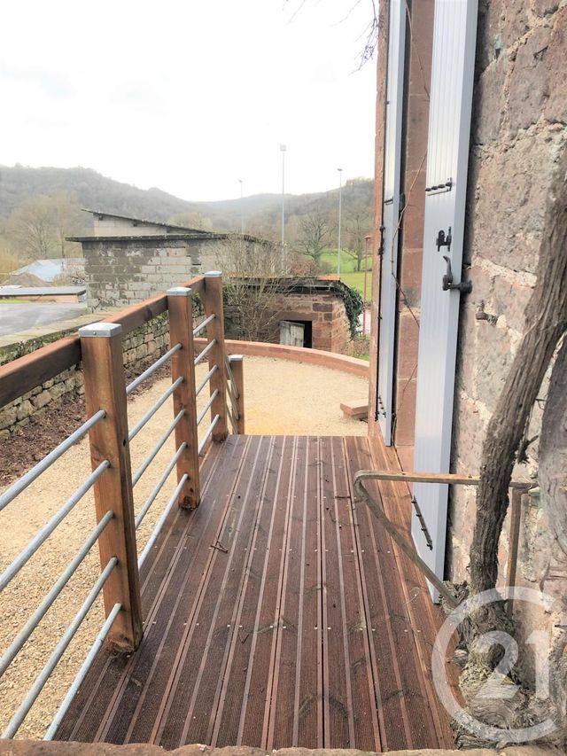 Afficher la photo en grand Appartement F4 à louer - 4 pièces - 106.79 m2 - NAUVIALE - 12 - MIDI-PYRENEES - Century 21 Foch Immobilier