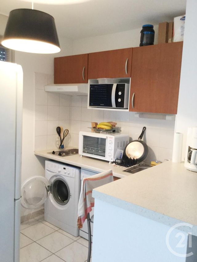 Afficher la photo en grand Appartement F2 à louer - 2 pièces - 44.92 m2 - RODEZ - 12 - MIDI-PYRENEES - Century 21 Foch Immobilier
