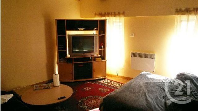 Afficher la photo en grand Appartement F1 à louer - 1 pièce - 23.0 m2 - RODEZ - 12 - MIDI-PYRENEES - Century 21 Foch Immobilier