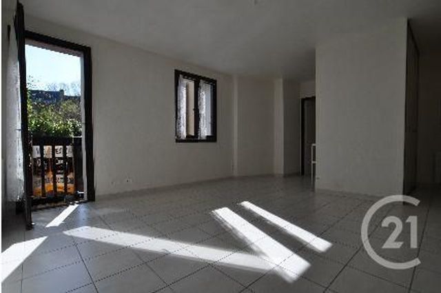 Appartement F2 à louer - 2 pièces - 39.95 m2 - LE MONASTERE - 12 - MIDI-PYRENEES - Century 21 Foch Immobilier
