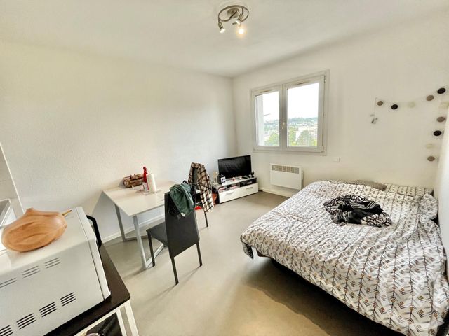 Appartement F1 à louer - 1 pièce - 19.0 m2 - RODEZ - 12 - MIDI-PYRENEES - Century 21 Foch Immobilier