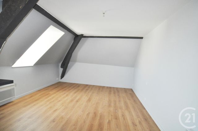 Appartement F1 à louer - 1 pièce - 34.33 m2 - RODEZ - 12 - MIDI-PYRENEES - Century 21 Foch Immobilier