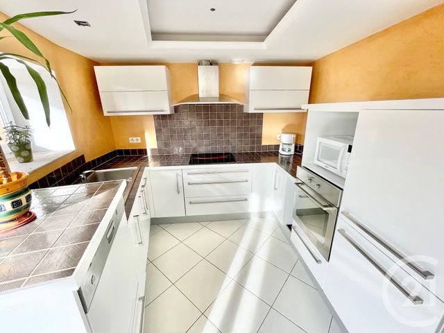 Appartement T3 à louer - 3 pièces - 68.0 m2 - DRUELLE BALSAC - 12 - MIDI-PYRENEES - Century 21 Foch Immobilier