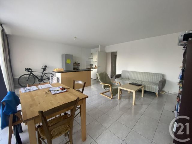 Appartement F2 à louer - 2 pièces - 51.0 m2 - RODEZ - 12 - MIDI-PYRENEES - Century 21 Foch Immobilier