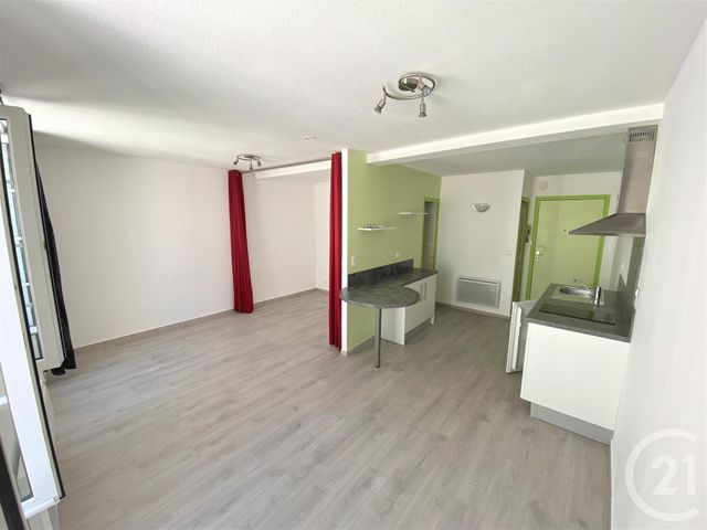 Appartement F1 à louer - 1 pièce - 30.0 m2 - RODEZ - 12 - MIDI-PYRENEES - Century 21 Foch Immobilier