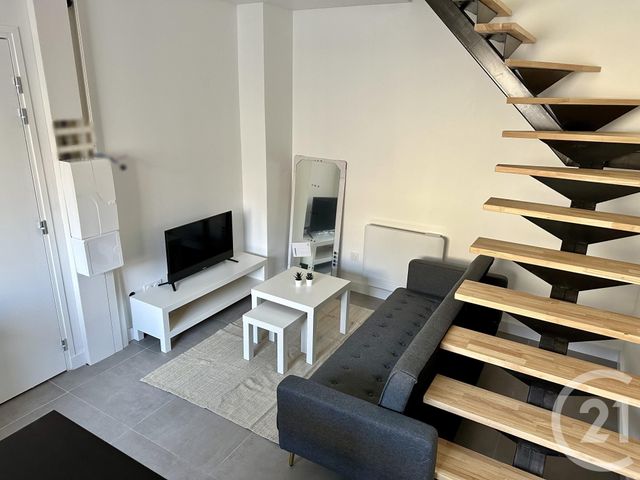 Appartement F2 à louer - 2 pièces - 30.0 m2 - RODEZ - 12 - MIDI-PYRENEES - Century 21 Foch Immobilier