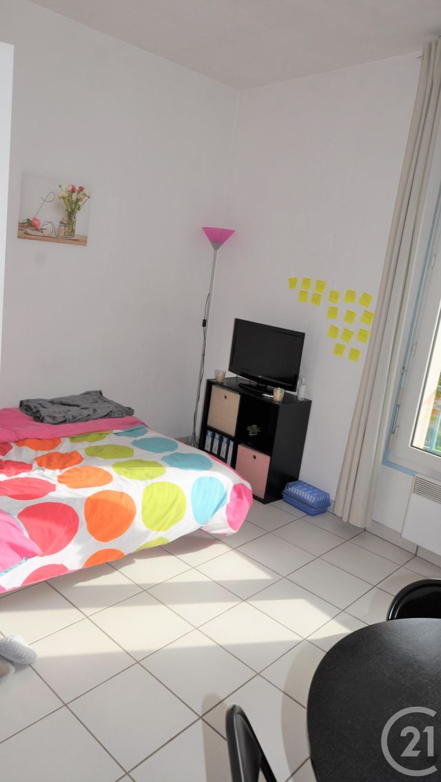 Studio à louer - 1 pièce - 22.0 m2 - RODEZ - 12 - MIDI-PYRENEES - Century 21 Foch Immobilier