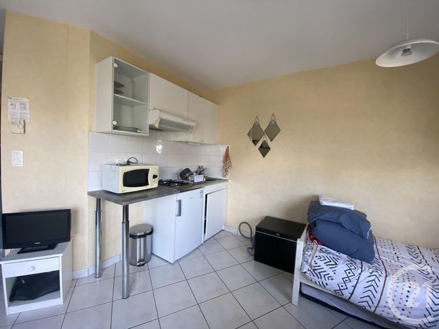 Studio à louer - 1 pièce - 21.0 m2 - RODEZ - 12 - MIDI-PYRENEES - Century 21 Foch Immobilier