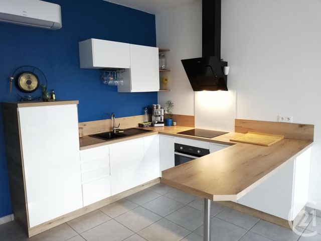 Appartement à louer - 2 pièces - 39.0 m2 - RODEZ - 12 - MIDI-PYRENEES - Century 21 Foch Immobilier
