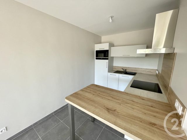 Appartement T2 à louer - 2 pièces - 45.75 m2 - RODEZ - 12 - MIDI-PYRENEES - Century 21 Foch Immobilier