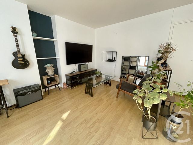 Appartement F3 à louer - 3 pièces - 65.0 m2 - RODEZ - 12 - MIDI-PYRENEES - Century 21 Foch Immobilier
