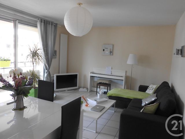 Appartement F3 à louer - 3 pièces - 65.86 m2 - RODEZ - 12 - MIDI-PYRENEES - Century 21 Foch Immobilier