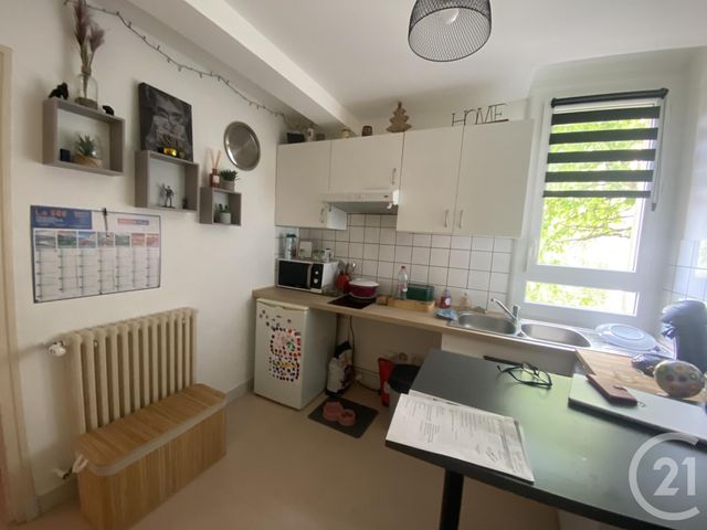Appartement F2 à louer - 2 pièces - 45.0 m2 - RODEZ - 12 - MIDI-PYRENEES - Century 21 Foch Immobilier