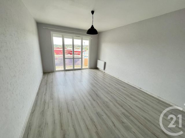 Appartement F2 à louer ONET LE CHATEAU