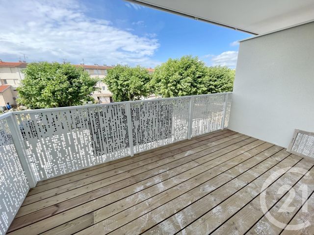 Appartement F2 à louer - 2 pièces - 49.39 m2 - ONET LE CHATEAU - 12 - MIDI-PYRENEES - Century 21 Foch Immobilier
